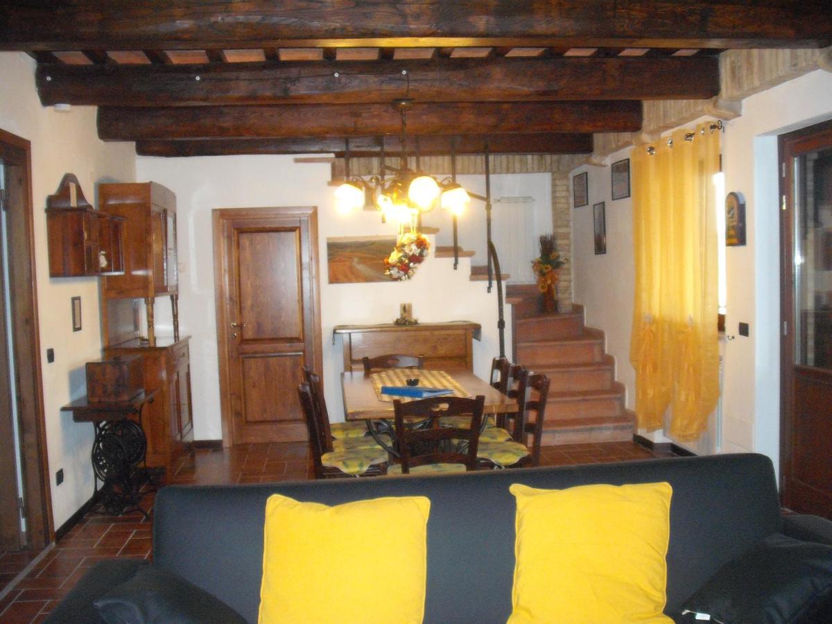 וולטרה Agriturismo Casa Al Povero מראה חיצוני תמונה